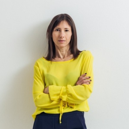 Flora Leoni